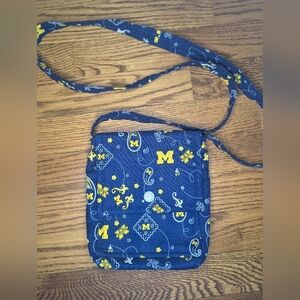 University Of Michigan Maize And Blue Mini Crossbody Purse Bag Wallet Phone Hold